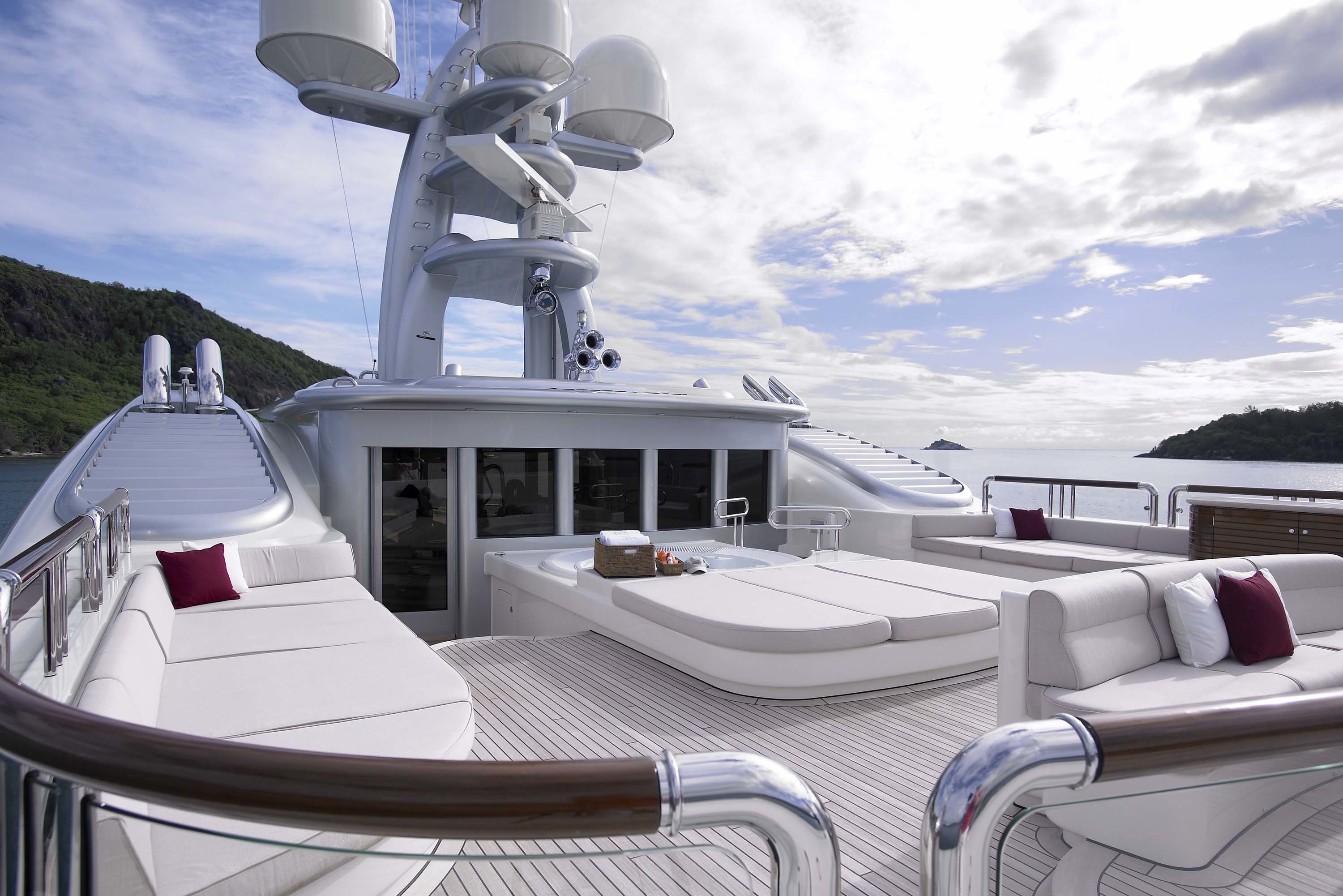 Yacht ANNA, Feadship | CHARTERWORLD Luxury Superyacht Charters